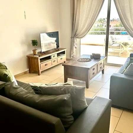 Nissi Sandy Bay C09 Apartament *