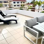 Nissi Sandy Bay C09 Apartamento *