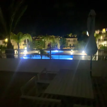 Apartamento Nissi Sandy Bay C09 *