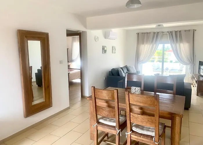 Nissi Sandy Bay C09 Apartamento *