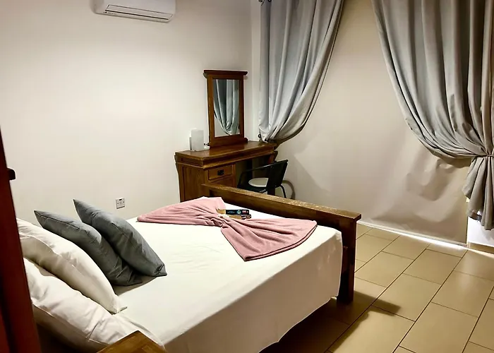 Nissi Sandy Bay C09 Apartamento