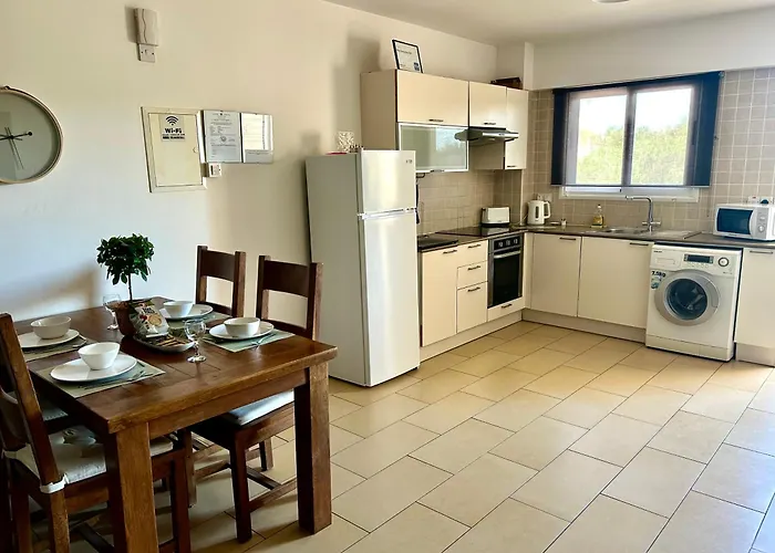 Nissi Sandy Bay C09 Apartamento *